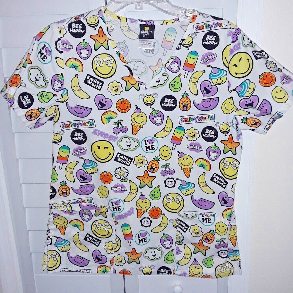 Smiley World Multicolor Emoji Scrub Top, White, Women's Size Small, VGUC